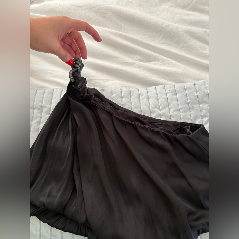 fab'rik Black One Shoulder Bubble Hem Top NWT